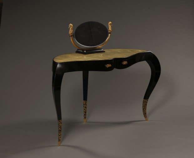 4 dressing room table ebony, yannick chastang 2014